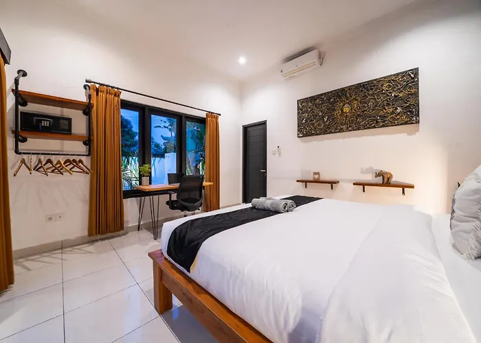 *villa Sari*closed Livingroom*near Beach*canggu* Villa